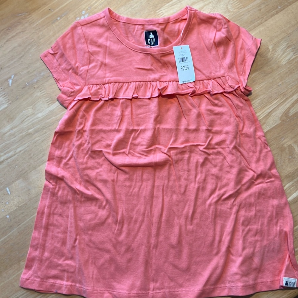 Gap T-shirt